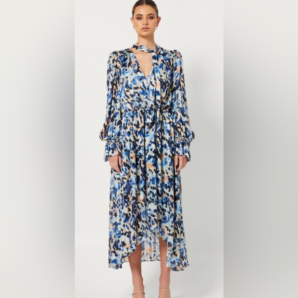 NWT- etherial Elliatt Multicolor Long Sleeve Dress